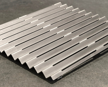 V Groove Grill